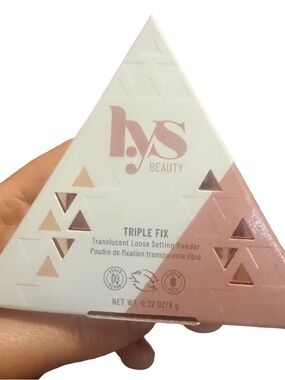 b.y.s Beauty Triple Fix Translucent Loose Setting Powder - White/Cream